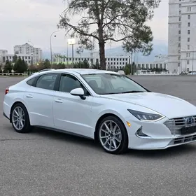 Hyundai Sonata 2020