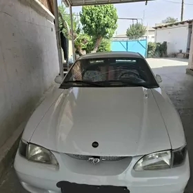 Ford Mustang 1995