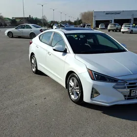 Hyundai Elantra 2019