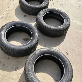 Sienna teker. 235/60/17