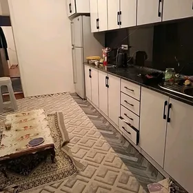 Ереванская 4 ком