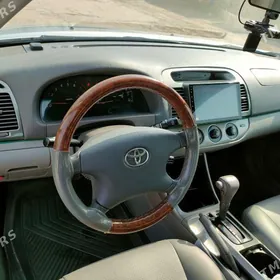 Toyota Camry 2003