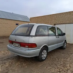 Toyota Previa 1992
