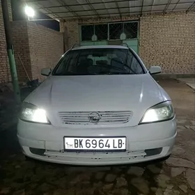 Opel Astra 2003