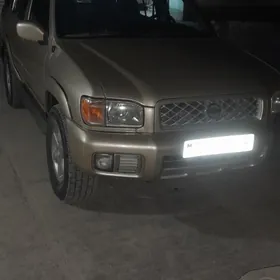 Nissan Pathfinder 2001
