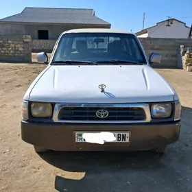 Toyota Hilux 1999