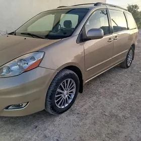 Toyota Sienna 2008
