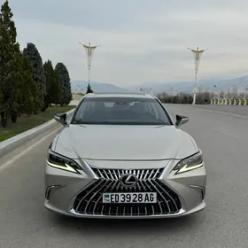 Lexus ES 350 2019
