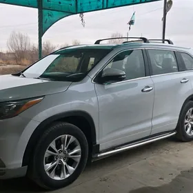 Toyota Highlander 2015