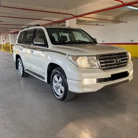 Toyota Land Cruiser 2011