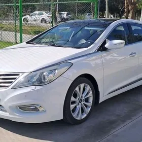Hyundai Grandeur 2012