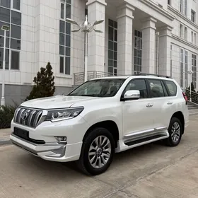 Toyota Land Cruiser Prado 2023