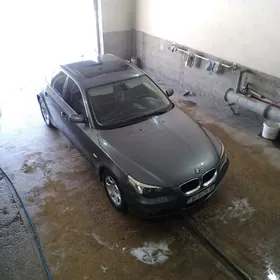 BMW E60 2004