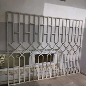 Reşotka balkon üçin