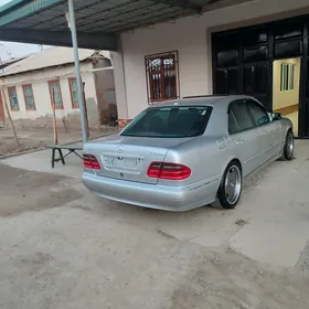 Mercedes-Benz E430 2001