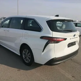 Toyota Sienna 2022