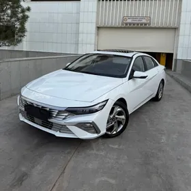 Hyundai Elantra 2024