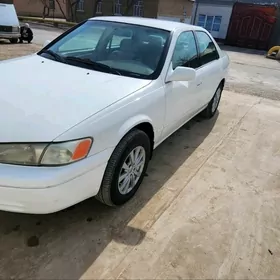 Toyota Camry 1999