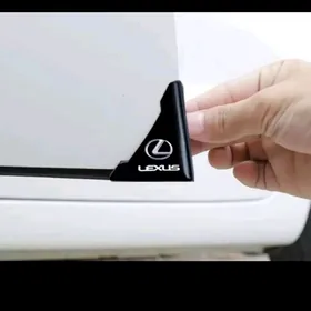 Противоударники на угол двери