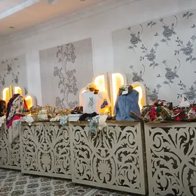 Üytgeşik Vip Bukja Bezeg