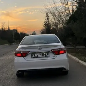 Toyota Camry 2016