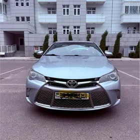 Toyota Camry 2017