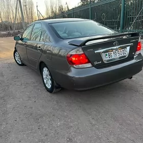 Toyota Camry 2005