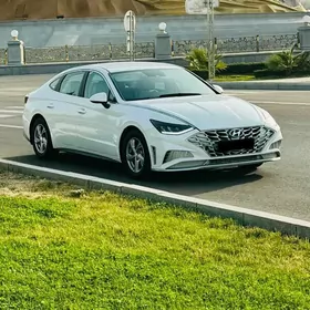 Hyundai Sonata 2021