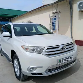 Toyota Highlander 2013