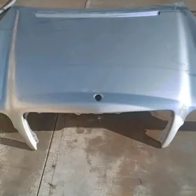 Mercedes-Benz bufr zavodskoý