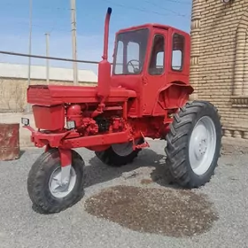 MTZ T-28 2000