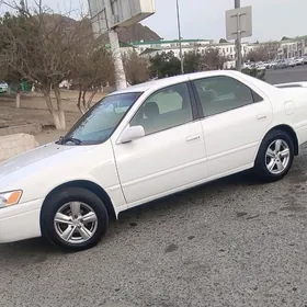 Toyota Camry 1999