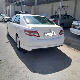 Toyota Camry 2010