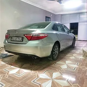 Toyota Camry 2016