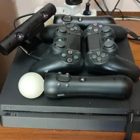 Playstation 4 slim