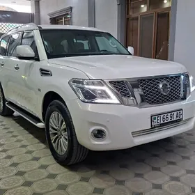 Nissan Patrol 2010
