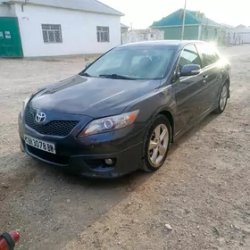 Toyota Camry 2011