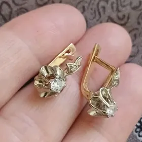 gyzyl gadymy gulakalka