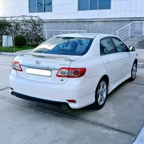 Toyota Corolla 2013