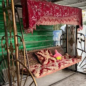 Качели для двора