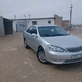 Toyota Camry 2004