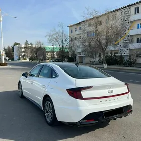 Hyundai Sonata 2022