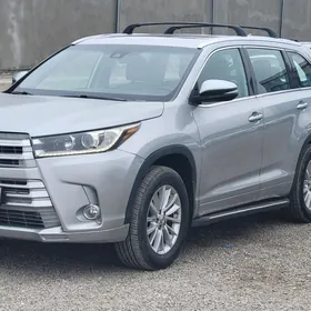 Toyota Highlander 2018