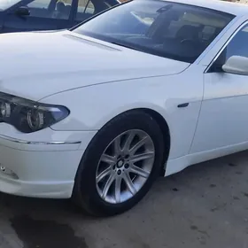 BMW 750 2004
