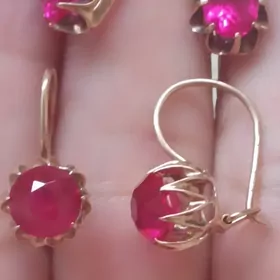 gyzyl gulak halkalar