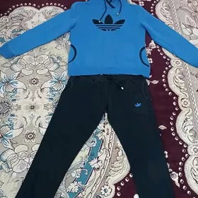 Спортивная одежда