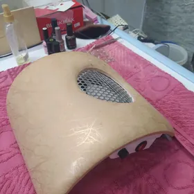 пылесос для ногтей