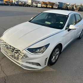Hyundai Sonata 2021