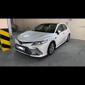 Toyota Camry 2022