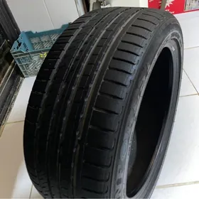 Teker   245/45/R17